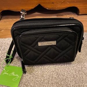 Vera Bradley Classic Black Wrislet iPhone 6